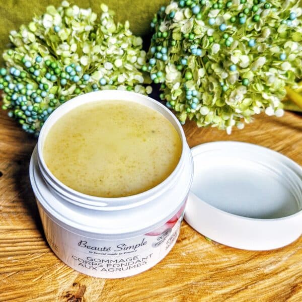 Gommage corps fondant aux agrumes : Beauté Simple – Image 2