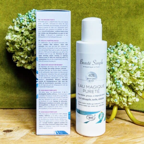 Eau magique 3 en 1 pour les peaux à problèmes : Beauté Simple – Image 3