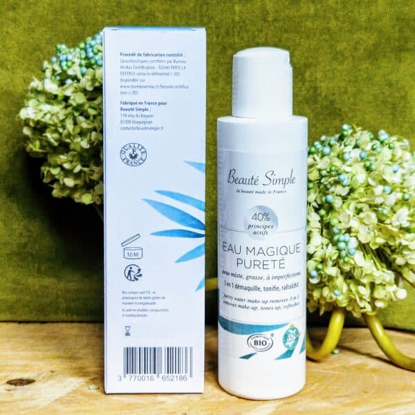 Eau magique 3 en 1 pour les peaux à problèmes : Beauté Simple – Image 5