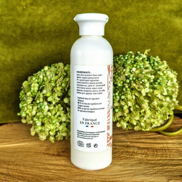 Lait démaquillant assouplissant efficace