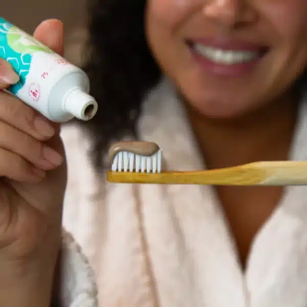 Dentifrice gencives apaisées et haleine fraîche : Propolia – Image 4